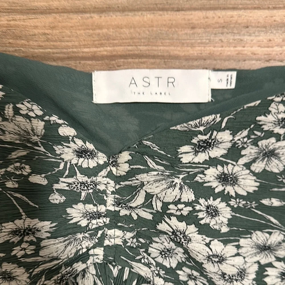 ASTR Floral Boho Peasant Coquette Green Top Women S Fairy Romantic Feminine